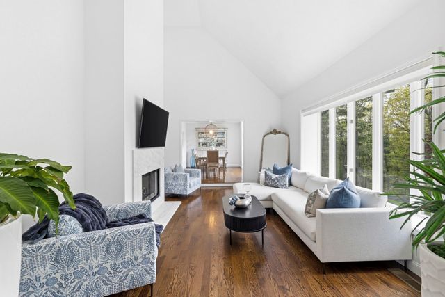 109 Flint Farm Rd, Middleton, MA 01949