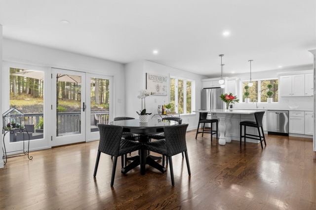 109 Flint Farm Rd, Middleton, MA 01949