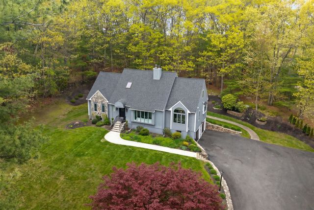 109 Flint Farm Rd, Middleton, MA 01949