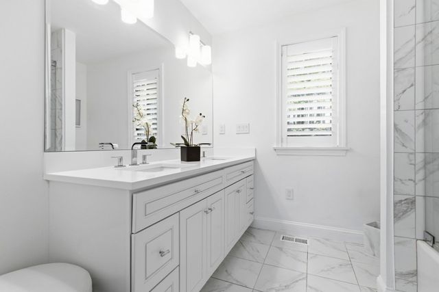 109 Flint Farm Rd, Middleton, MA 01949