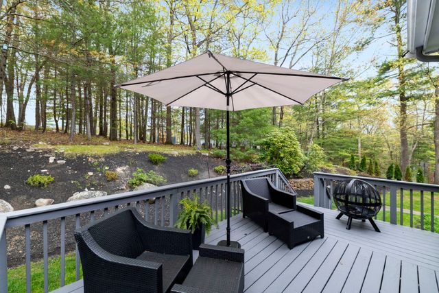 109 Flint Farm Rd, Middleton, MA 01949