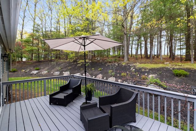 109 Flint Farm Rd, Middleton, MA 01949