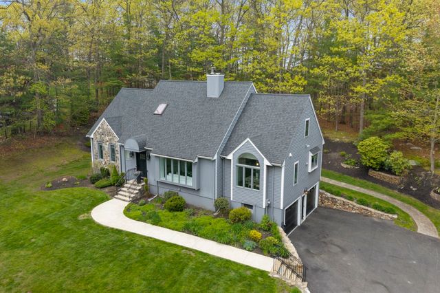 109 Flint Farm Rd, Middleton, MA 01949