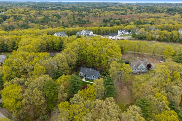 109 Flint Farm Rd, Middleton, MA 01949