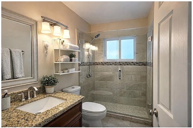 207 N BEVERLY AVENUE, Tampa, FL 33609