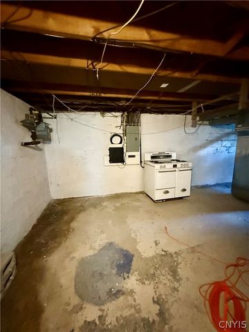 7124 Buckley Road, Salina, NY 13088