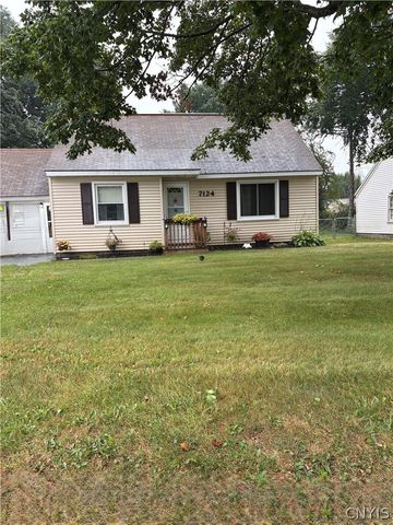 7124 Buckley Road, Salina, NY 13088