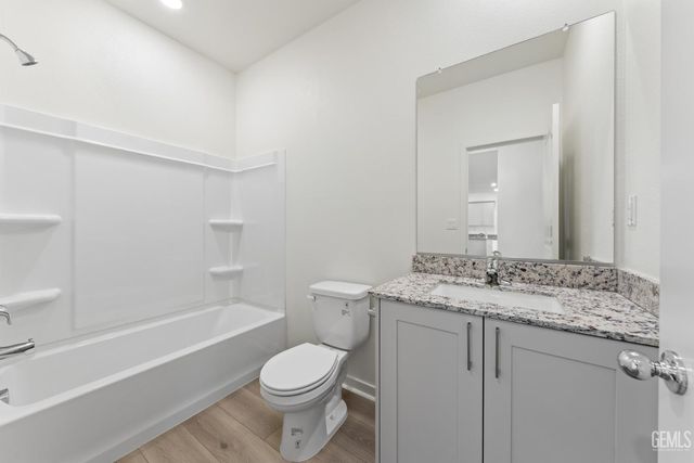 7612 Rambutan Place, Bakersfield, CA 93313