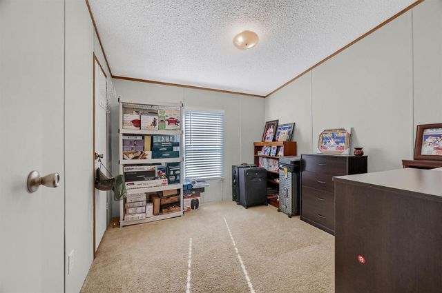 115 Candlewood Circle, Gainesville, TX 76240