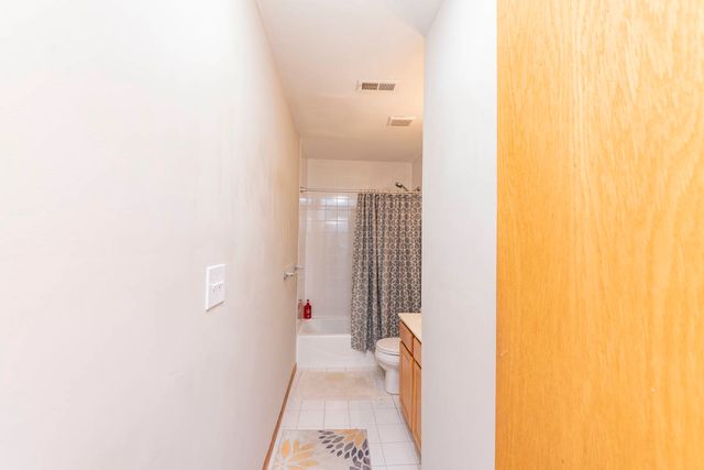 1401 N ARTESIAN Avenue 1, Chicago, IL 60622