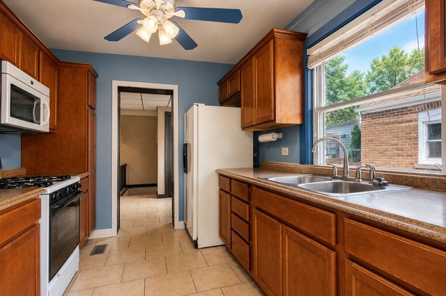 636 Union Avenue, Chicago Heights, IL 60411