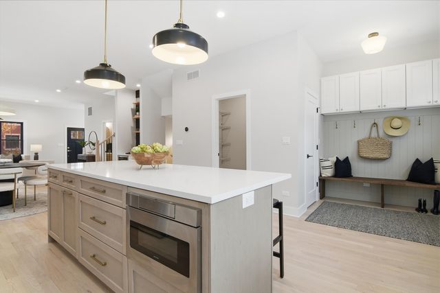 3309 N Whipple Street, Chicago, IL 60618