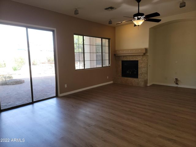 6015 S JOSLYN Lane, Gilbert, AZ 85298