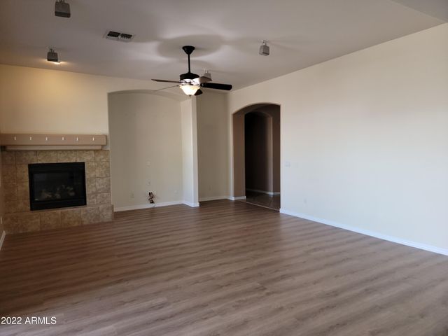 6015 S JOSLYN Lane, Gilbert, AZ 85298