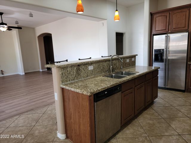 6015 S JOSLYN Lane, Gilbert, AZ 85298