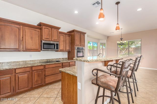 6015 S JOSLYN Lane, Gilbert, AZ 85298