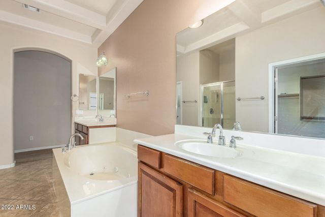 6015 S JOSLYN Lane, Gilbert, AZ 85298