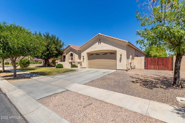 6015 S JOSLYN Lane, Gilbert, AZ 85298