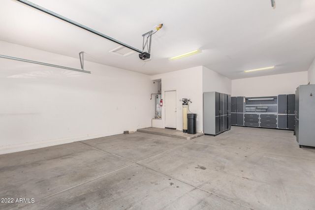 6015 S JOSLYN Lane, Gilbert, AZ 85298