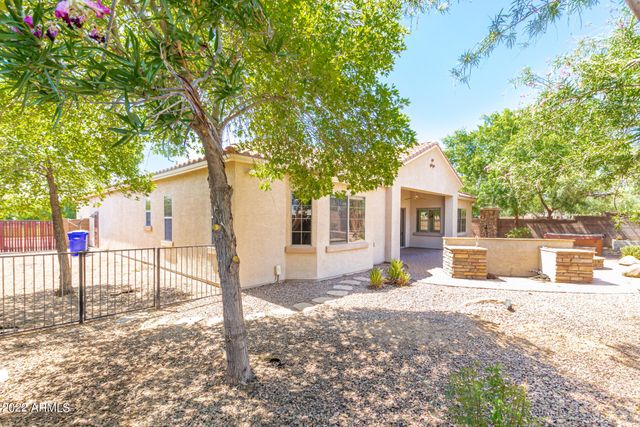 6015 S JOSLYN Lane, Gilbert, AZ 85298