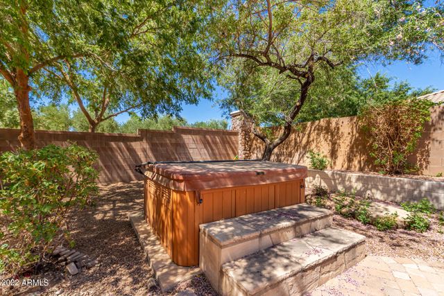 6015 S JOSLYN Lane, Gilbert, AZ 85298