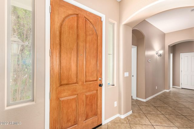 6015 S JOSLYN Lane, Gilbert, AZ 85298