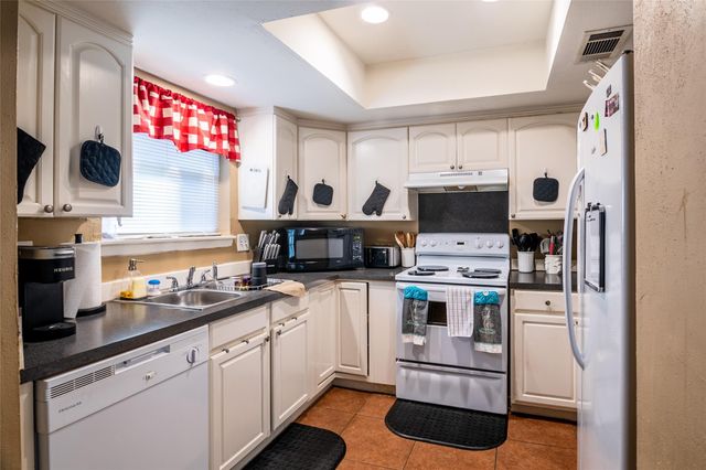 3034 Deer Valley Drive, Spring, TX 77373