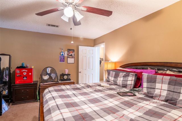 3034 Deer Valley Drive, Spring, TX 77373