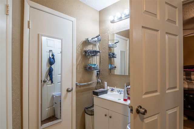 3034 Deer Valley Drive, Spring, TX 77373