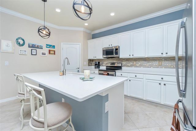 6139 GRAND CYPRESS BOULEVARD, North Port, FL 34287
