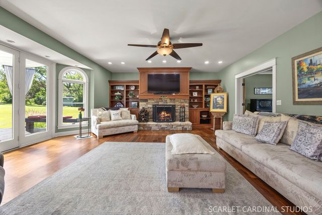14 Abbeyfeale Drive, Oswego, IL 60543