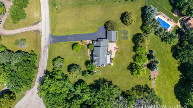 14 Abbeyfeale Drive, Oswego, IL 60543