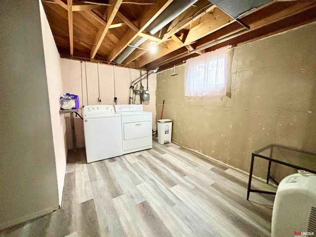 617 Sierra Drive, Lincoln, NE 68505