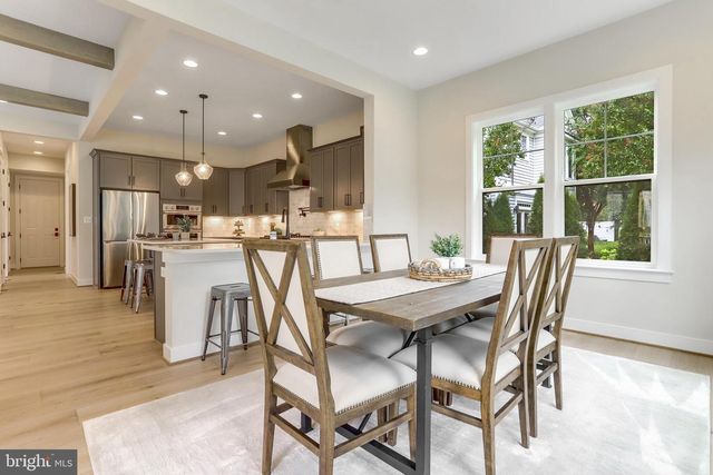 5815 2ND ST S, Arlington, VA 22204