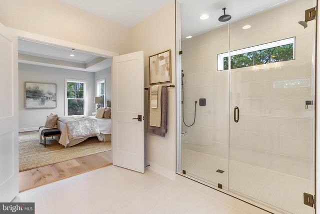 5815 2ND ST S, Arlington, VA 22204