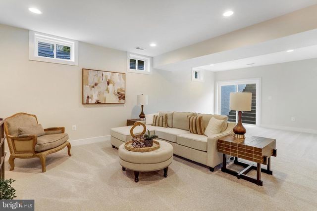 5815 2ND ST S, Arlington, VA 22204