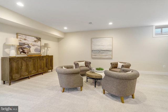 5815 2ND ST S, Arlington, VA 22204