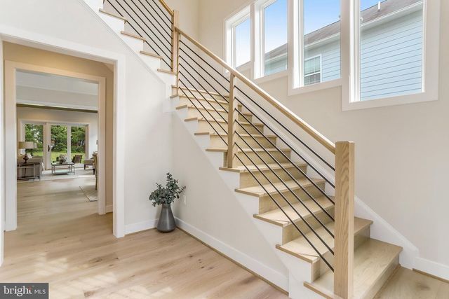 5815 2ND ST S, Arlington, VA 22204