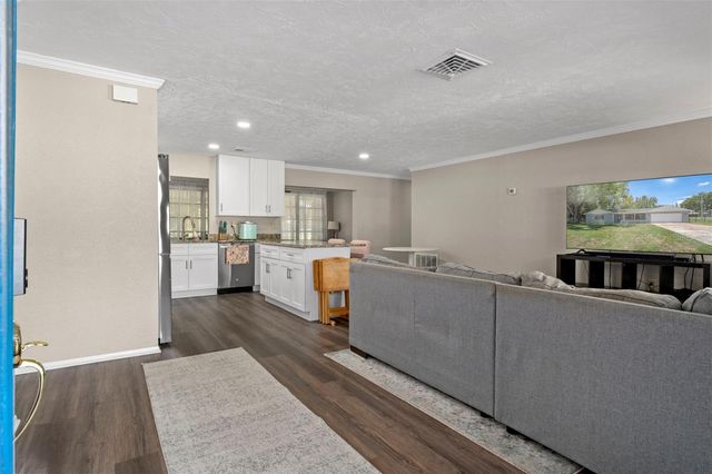 4737 KING LAKE DRIVE, Land O Lakes, FL 34639