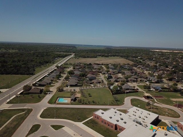2314 Carriage House Drive, Temple, TX 76502