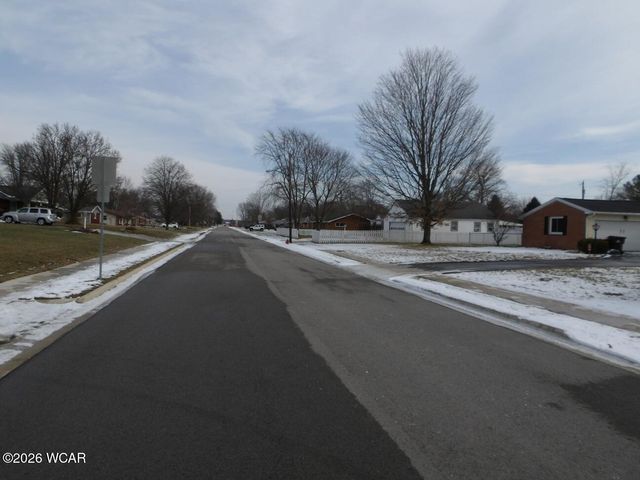 318 Willeke Avenue, Ada, OH 45810