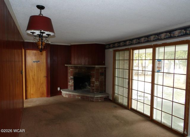 318 Willeke Avenue, Ada, OH 45810