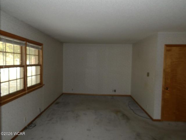 318 Willeke Avenue, Ada, OH 45810