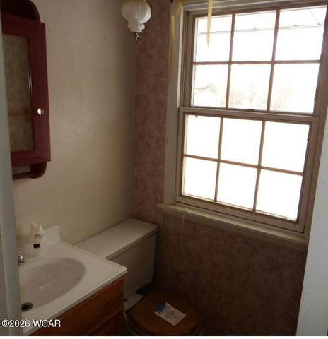 318 Willeke Avenue, Ada, OH 45810