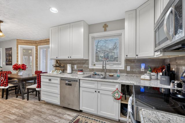 1028 Reveres Run, Lebanon, OH 45036