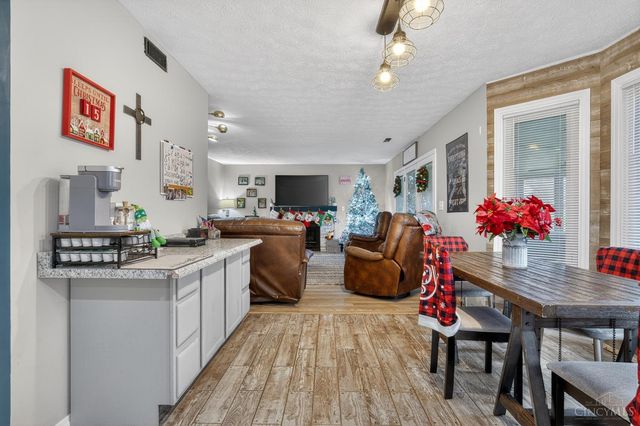 1028 Reveres Run, Lebanon, OH 45036