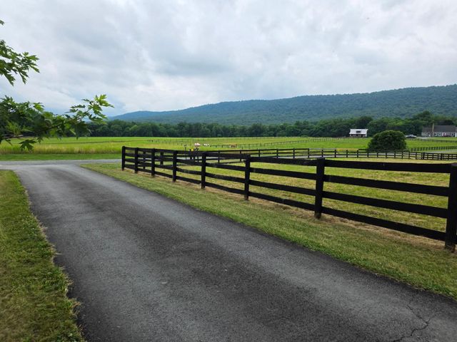 12051 MOUNTAIN WATCH CT, Lovettsville, VA 20180