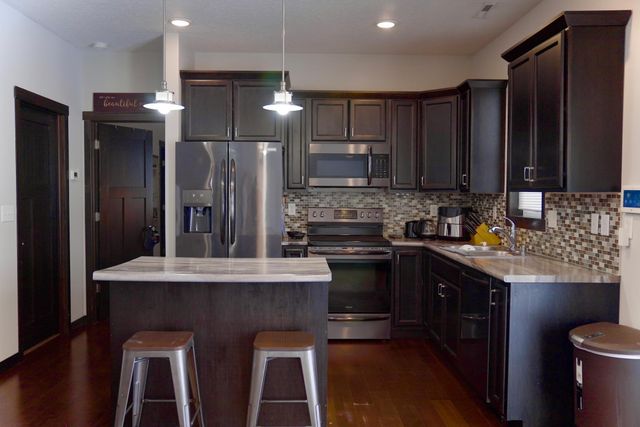 4204 Garden Court SE, Rochester, MN 55904