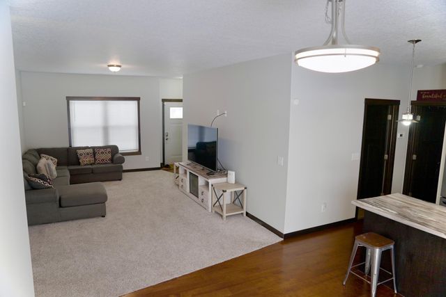 4204 Garden Court SE, Rochester, MN 55904