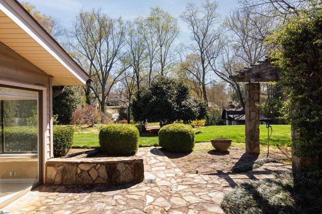 731 Parkins Mill Road, Greenville, SC 29607